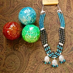New with tag handmade necklace